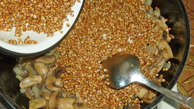 гречка с грибами и луком