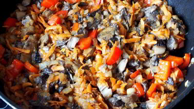 гречка с грибами и овощами в духовке