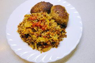 Гречка с капустой и овощами