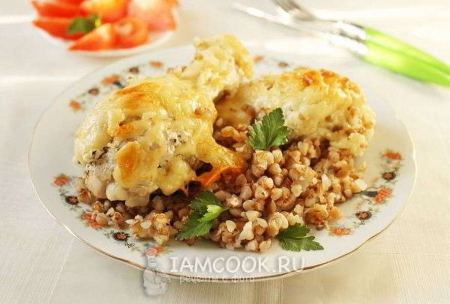 Гречка с курицей в духовке с сыром