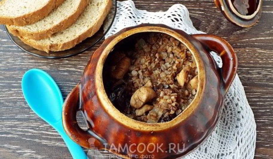Рецепт гречки с курицей в горшочке в духовке