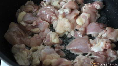 гречка с курицей в томатно-грибном соусе