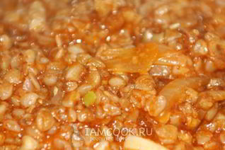 Гречка с тушенкой по-домашнему