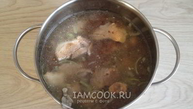 гречка с тушенкой в кастрюле