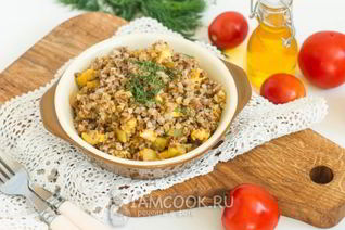 Гречневая каша с кабачками и адыгейским сыром