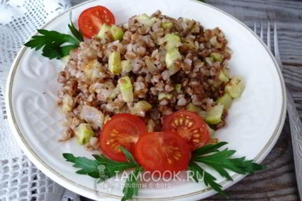 Гречневая каша с кабачком