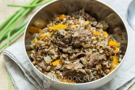 Гречневая каша с тушенкой по-армейски