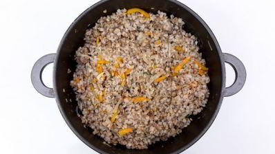 гречневая каша с тушенкой