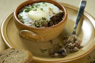 Гречневая каша с яйцом, грибами и куриной грудкой