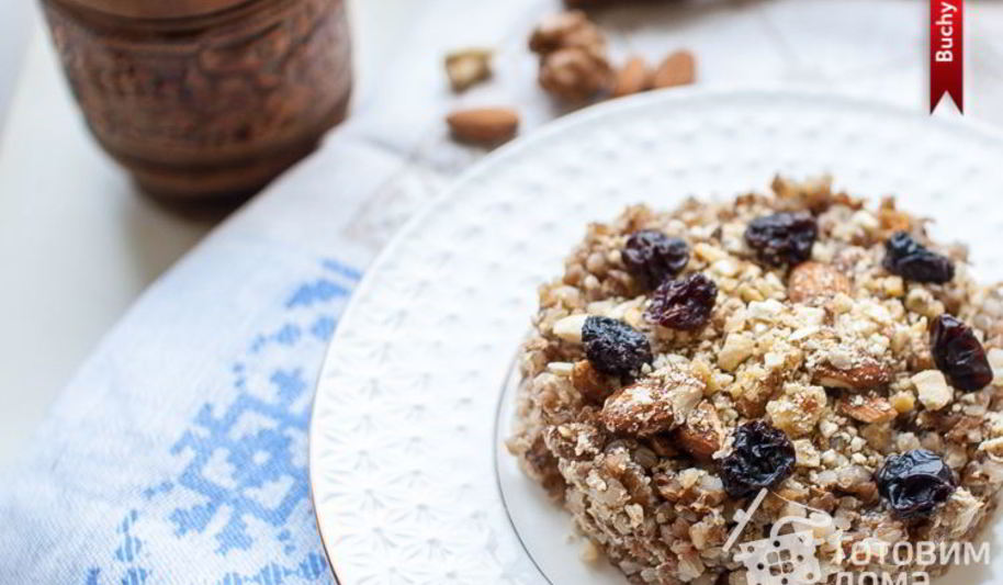 Рецепт гречневой каши с яйцом, орехами и изюмом