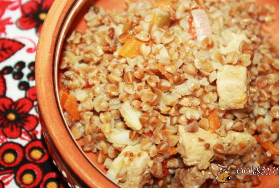 Гречневая каша со свининой и овощами