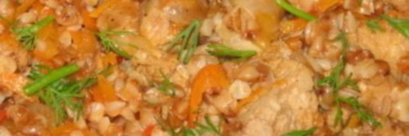 Гречневая каша со свининой по-купечески