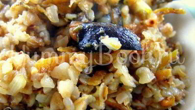 каша гречневая с грибами