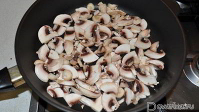 каша гречневая с тушенкой и грибами вкусняшка