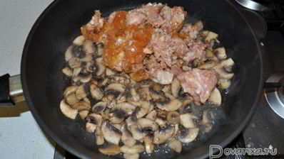 каша гречневая с тушенкой и грибами вкусняшка