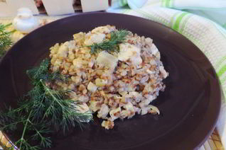 Сливочная гречка с грибами и курицей