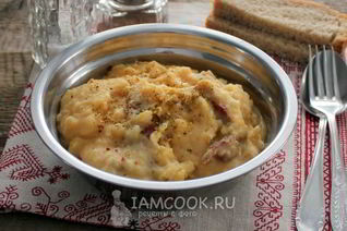 Каша гороховая с копченостями