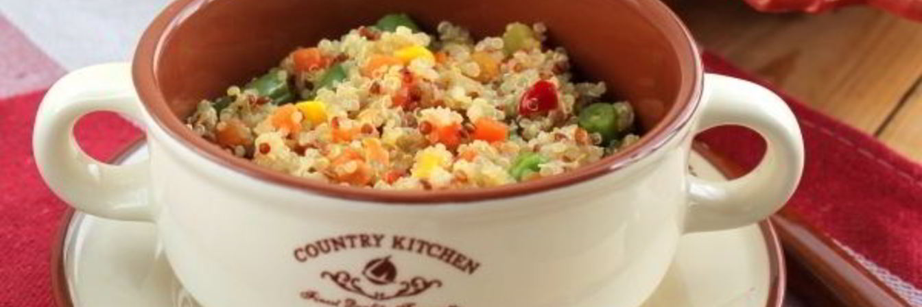 Каша из киноа с овощами