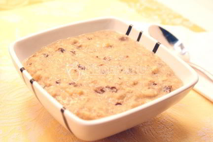 Каша рисовая с бананом и черносливом