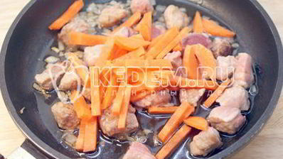 кукурузная каша с мясом по-деревенски