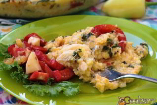 Полента запеченная с помидорами и моцареллой