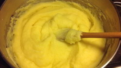 полента, запеченная с помидорами