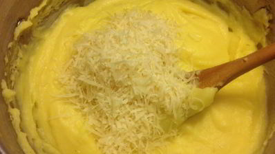 полента, запеченная с помидорами