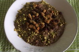 Льняная каша с шелковицей на апельсиновом соке