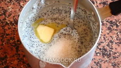 манная каша на молоке с маком