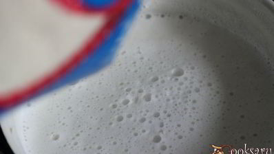 манная каша с клубникой и шоколадом