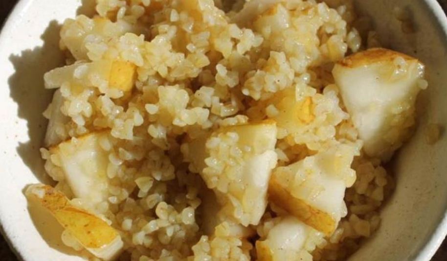 Рецепт медовой каши из булгура с грушей