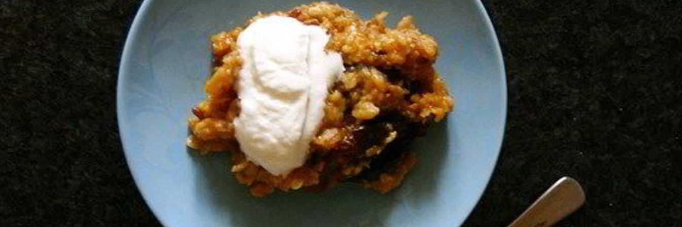 Морковная каша из злаковых хлопьев черносливом