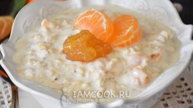 ленивая овсяная каша с апельсиновым джемом