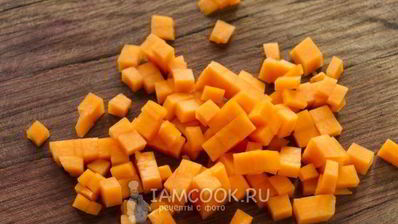 овсяная каша на молоке с тыквой и изюмом