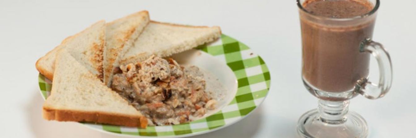 Овсяная каша с морковью и орехами