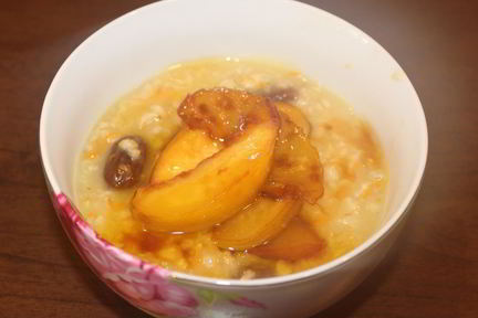 Овсяная каша с нектаринами