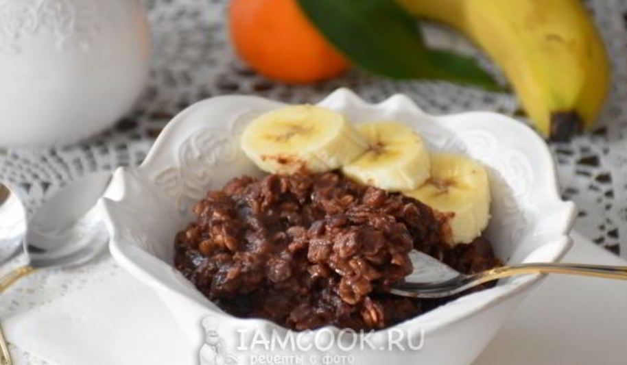 Рецепт шоколадной овсяной каши с бананом