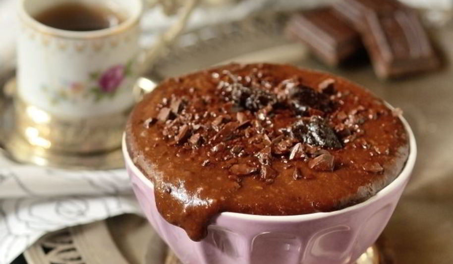 Рецепт шоколадной овсяной каши с черносливом