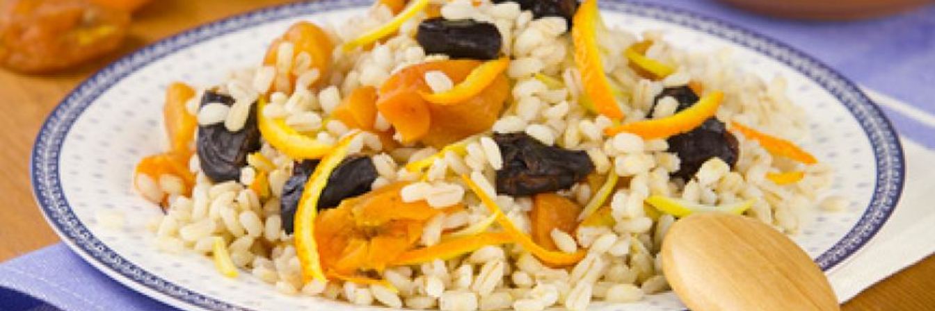 Каша перловая с сухофруктами