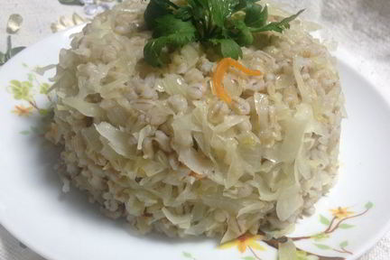 Перловая каша с квашеной капустой