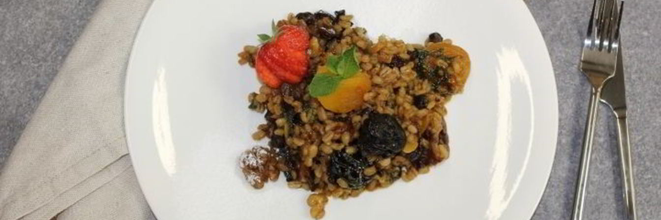 Перловая каша с сухофруктами