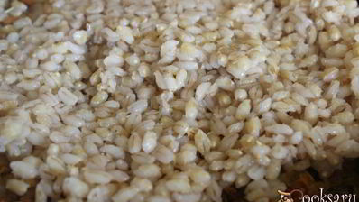 вкусная перловая каша с мясным фаршем и овощами