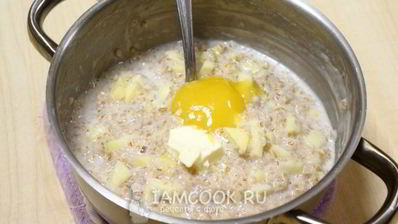 пшеничная каша с яблоками