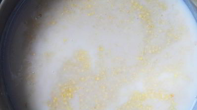 пшенная каша с медом и изюмом