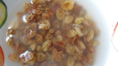 пшенная каша с медом и изюмом