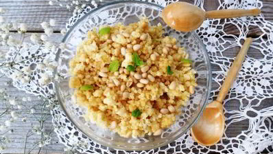 пшенная каша с медом и кедровыми орешками