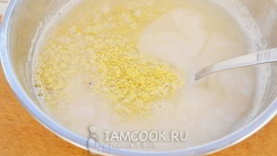 пшенная каша в горшочках