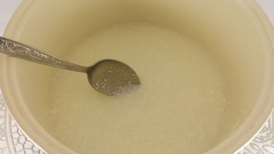 молочная рисовая каша с изюмом и кокосовой стружкой в мультиварке