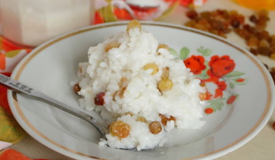Рецепт рисовой каши на воде с изюмом