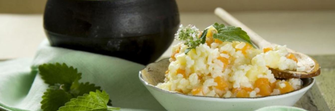 Рисовая каша с тыквой и яблоком